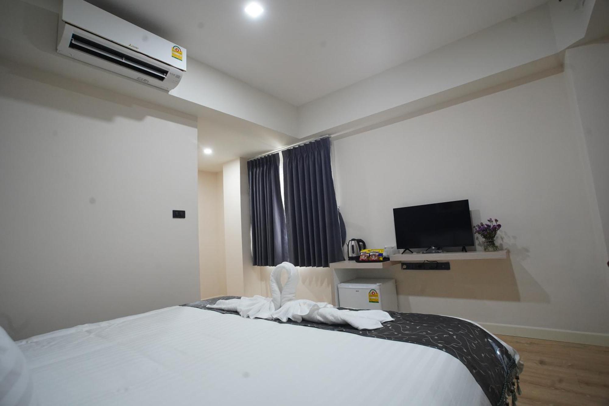 Tisa Hotel Udonthani Экстерьер фото